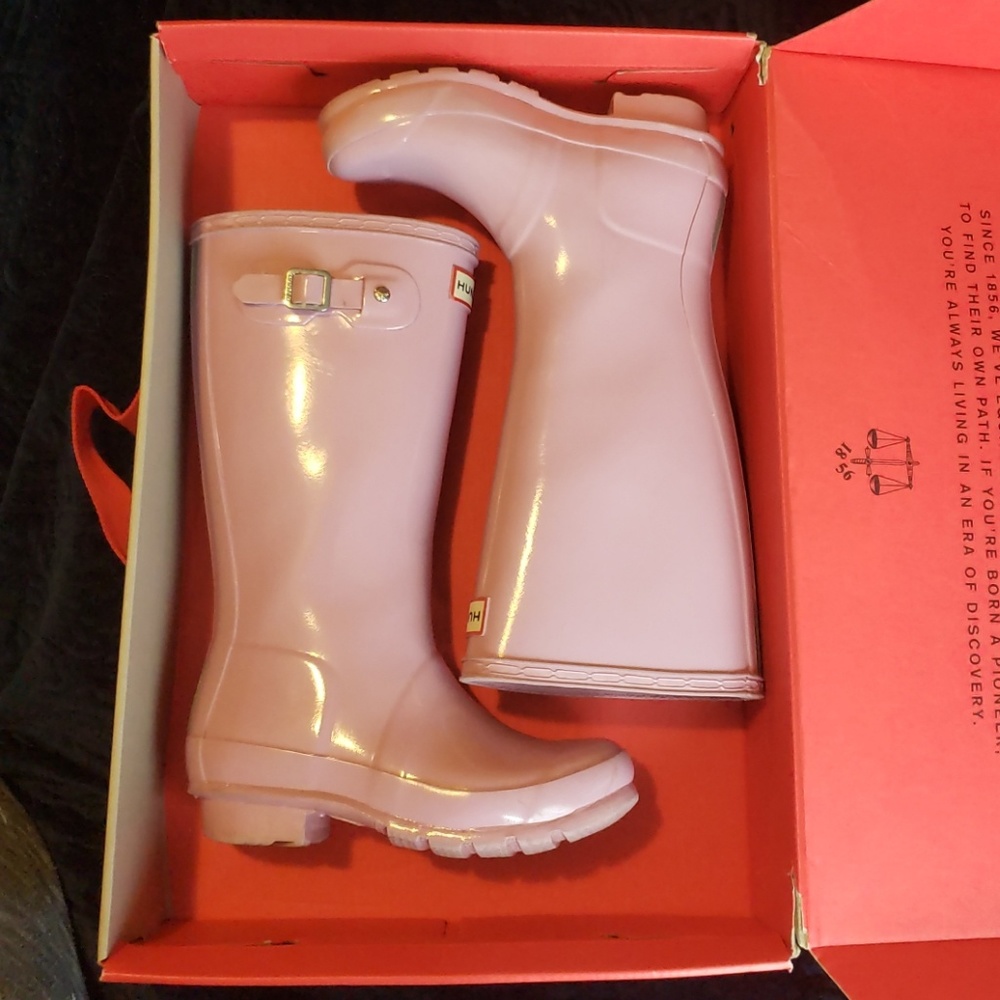 Girls gloss hunter boots in blossom